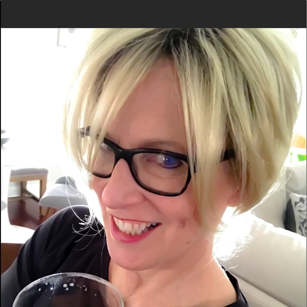 Meet your Posher, Dynell